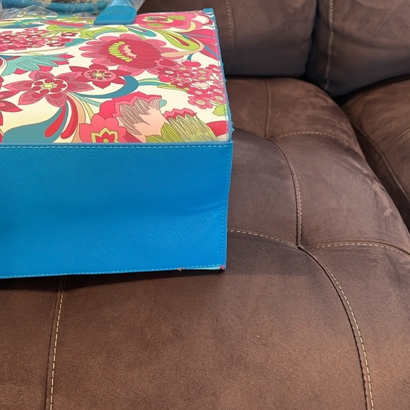 TRINA TURK TOTE NEW WITH TAGS - Picture 6 of 12